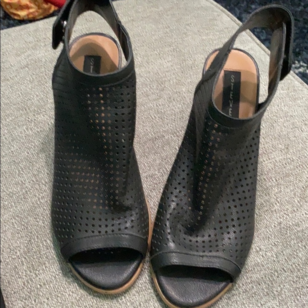 Steven by Steve Madden Wedges